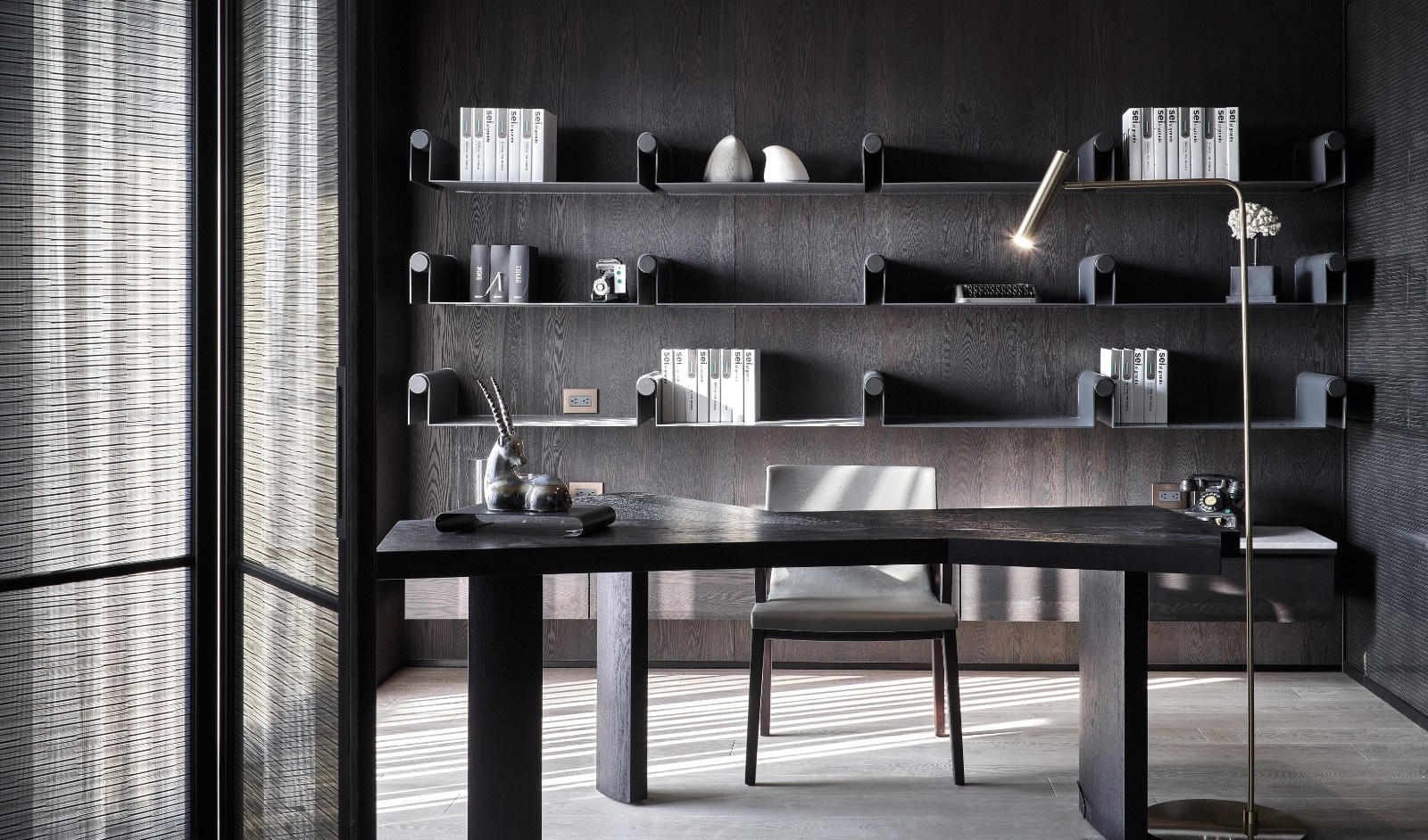 185㎡现代黑桃木简约住宅