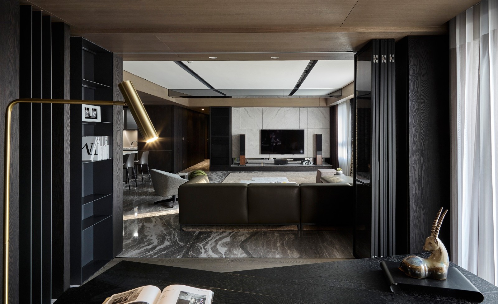 185㎡现代黑桃木简约住宅