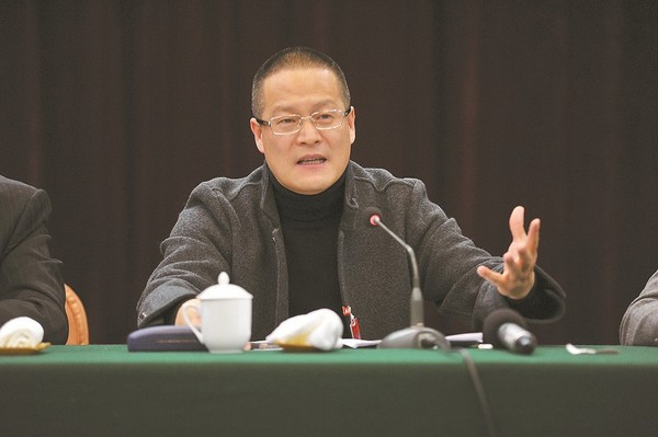 卢跃东资料照片