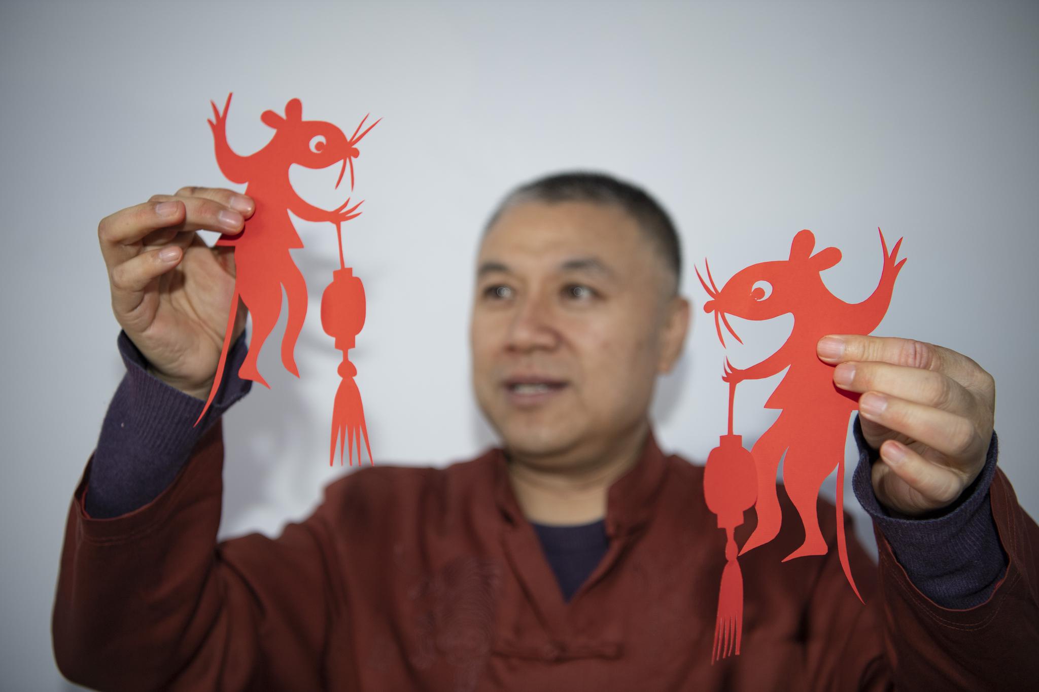 剪纸艺人张永忠的传承和创新