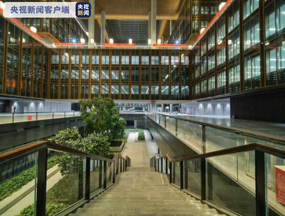 亚投行总部将于明年初正式拎包入住亚洲金融大厦|亚洲金融大厦_新浪新闻