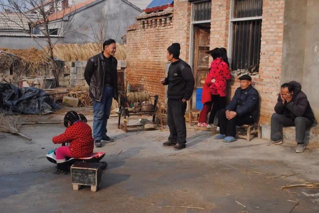 农村年轻人结婚,条件越来越高,父母的幸福感无处可寻.