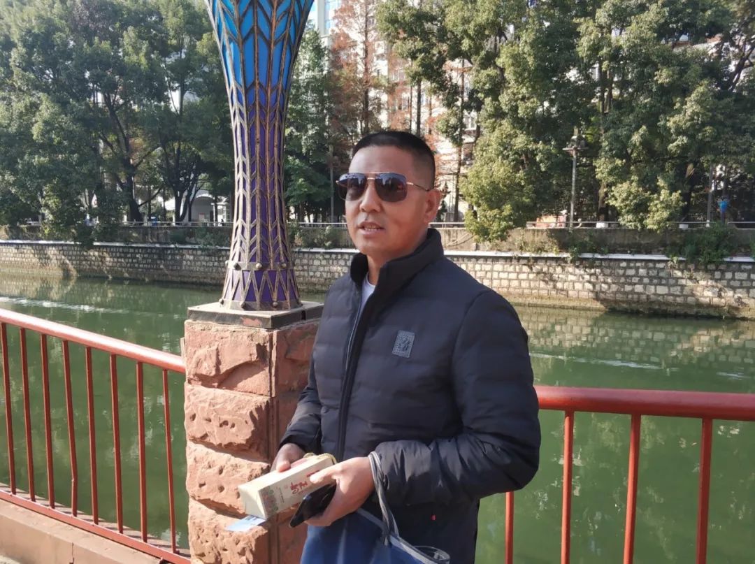 时报全媒体记者 杨雅涵图片:都市时报全媒体记者 杨雅涵,庞继光视频