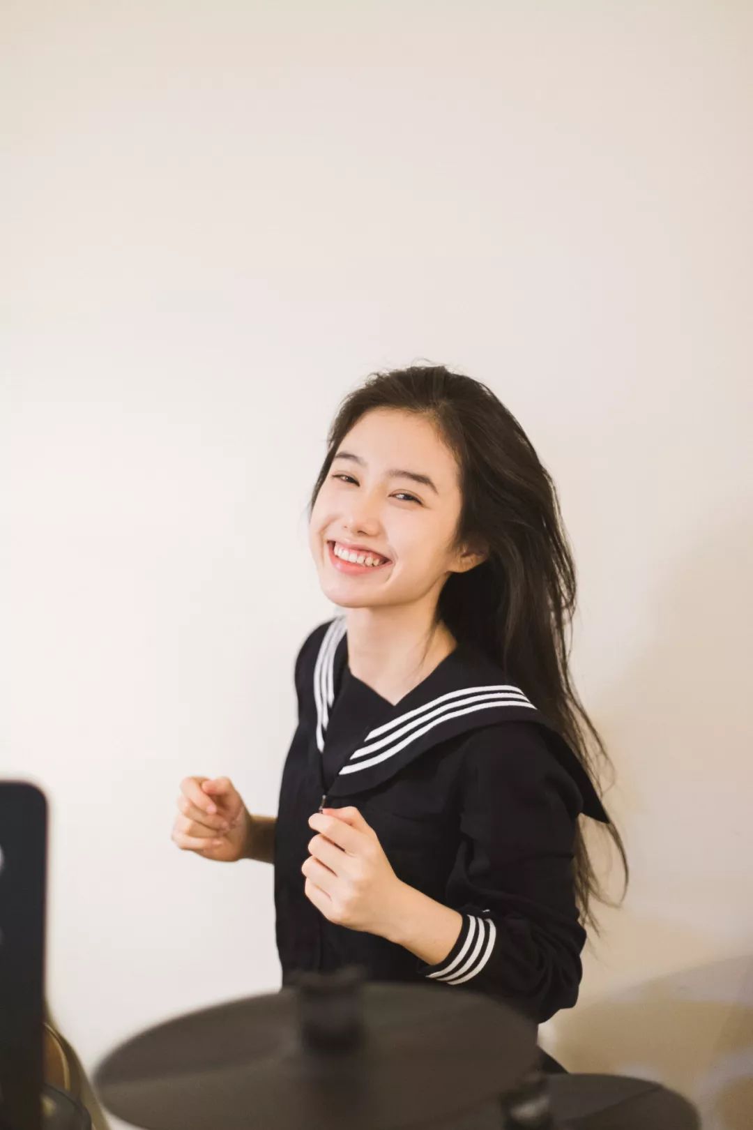 《闪光少女》郑有恩 倪珂欣"本色"出演傲娇校花