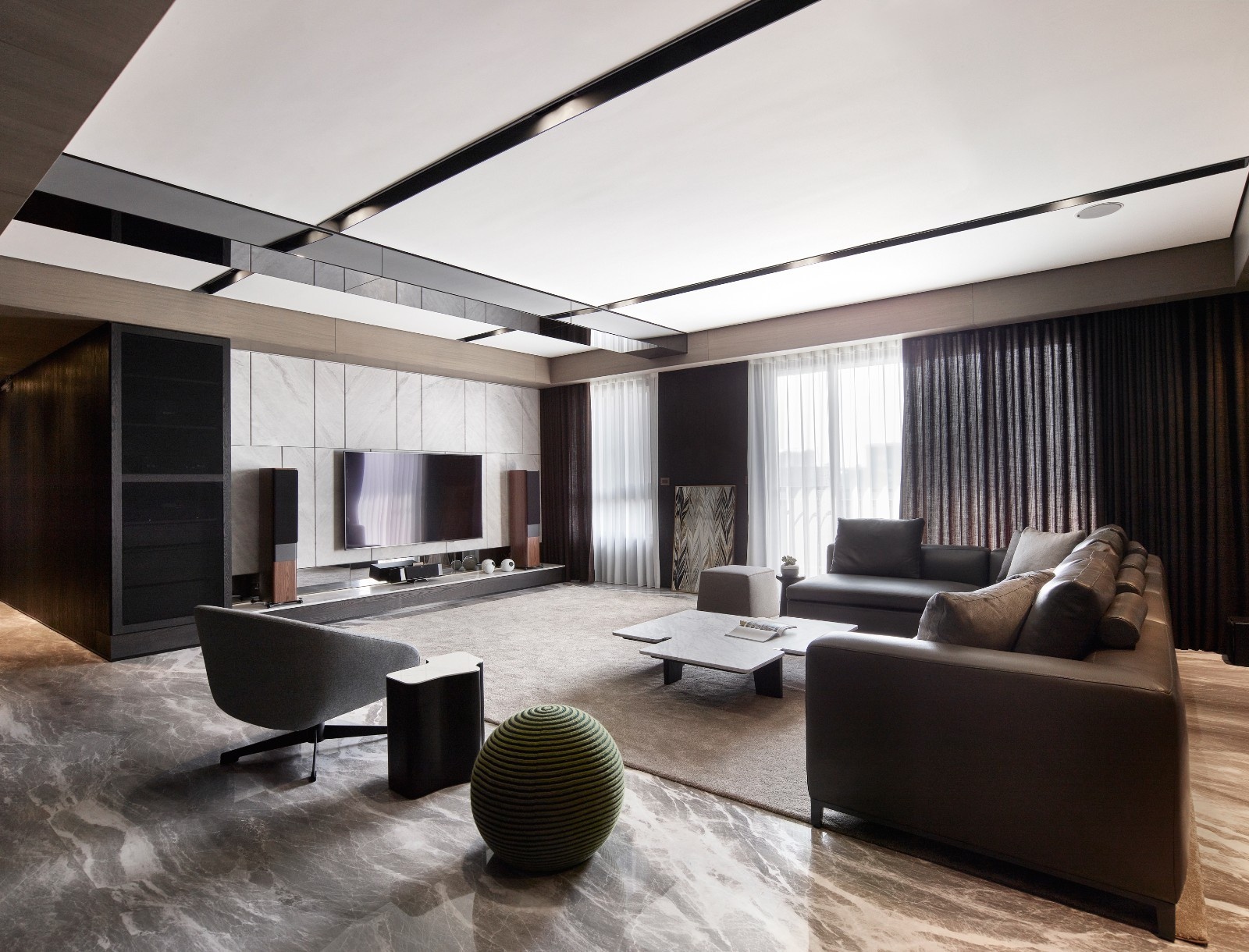 185㎡现代黑桃木简约住宅