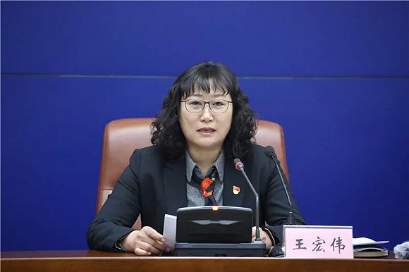 发布会邀请济南市财政局党组成员,副局长王宏伟,济南市地方金融监管局