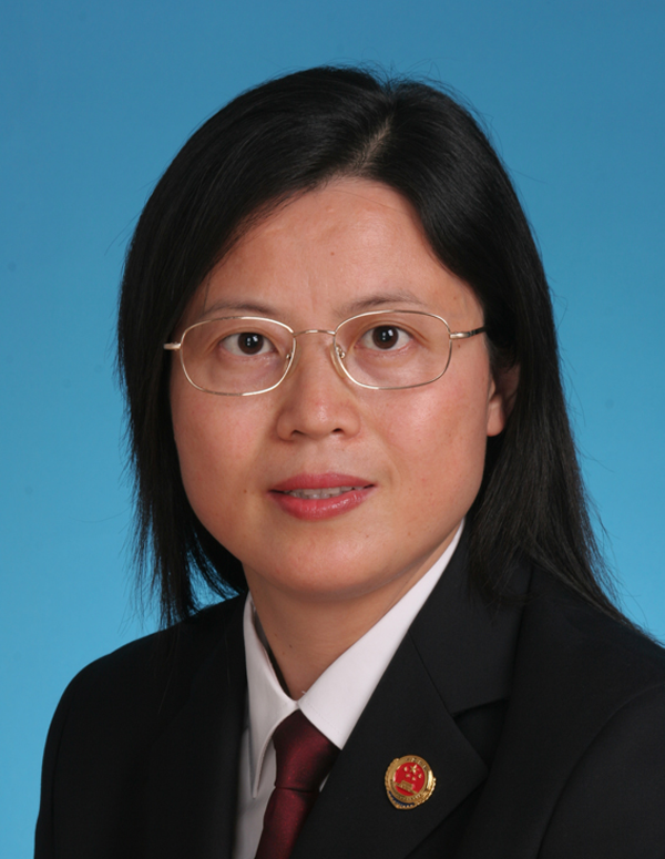 梁溪区新任副检察长周慧娟和市八院党委副书记胡敏霞