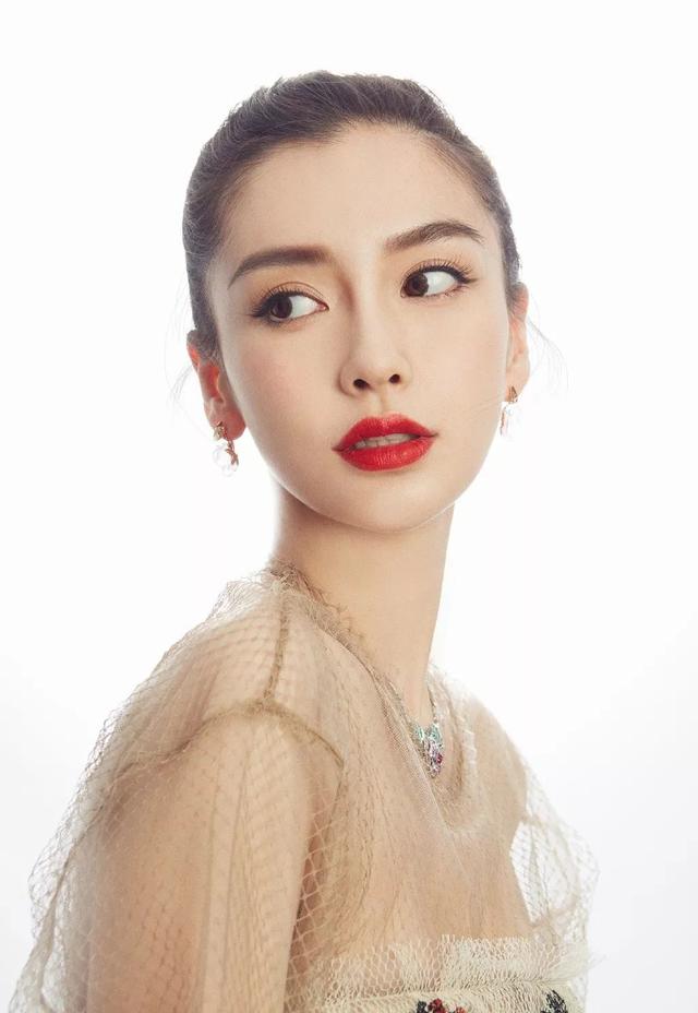 庆余年上头?宋轶和李小冉的海鸥唇更迷人|宋轶_新浪新闻