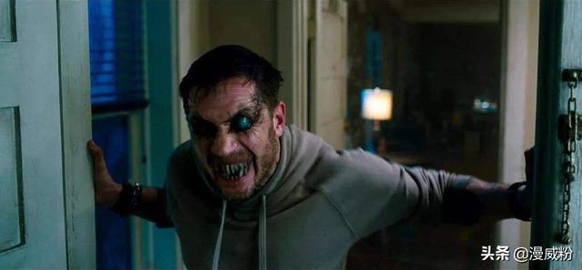 不过毒液并没有因失去宿主而湮灭,在教堂祈祷的对蜘蛛侠怀有恨意的