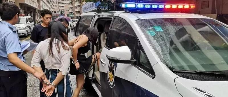 梅州女子组织卖淫,还让儿子帮忙;兴宁学生哥进小区偷摩托车的油,一人