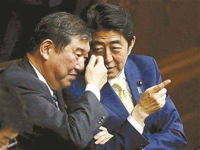安倍“急流勇退”?称不谋四连任 后年准备交班