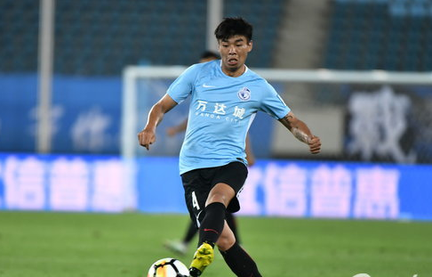 记者:恒大正式报价大连一方后卫李帅