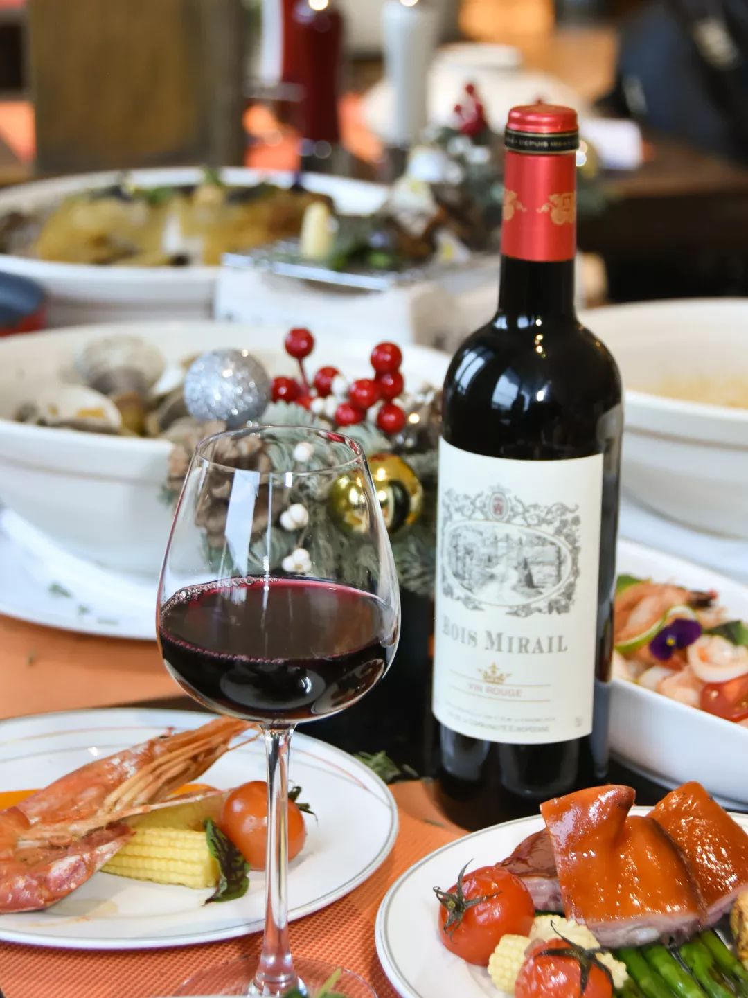 063982位乳猪和牛佛跳墙奢牌酒店迎新自助餐下血本鹅肝生蚝红酒竟全