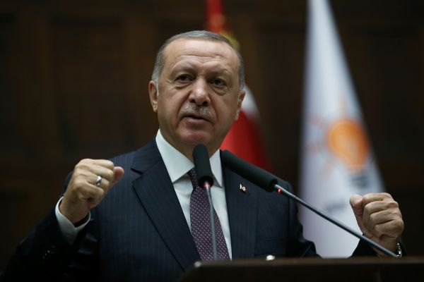 11月19日，土耳其总统埃尔多安在议会发表讲话。（路透社）