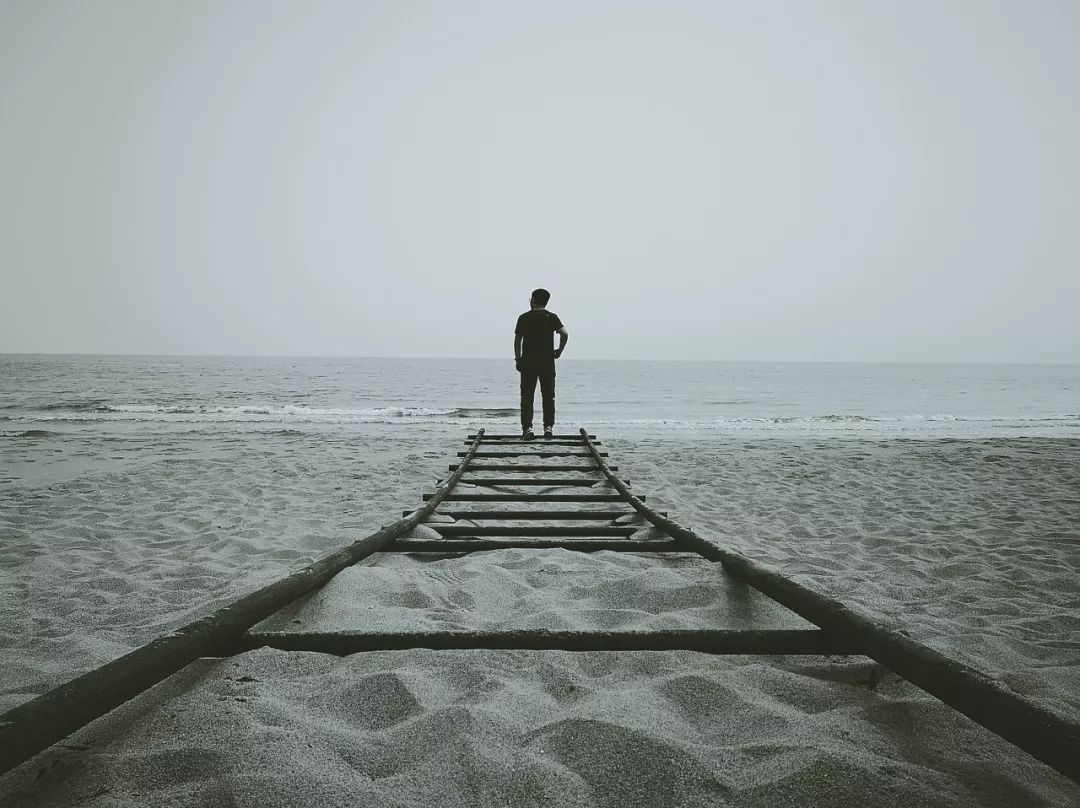 人在低谷时,不要打扰任何人