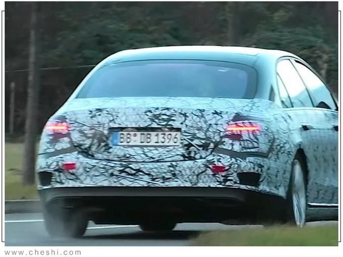 奔驰全新S级车型曝光，动力选择更多