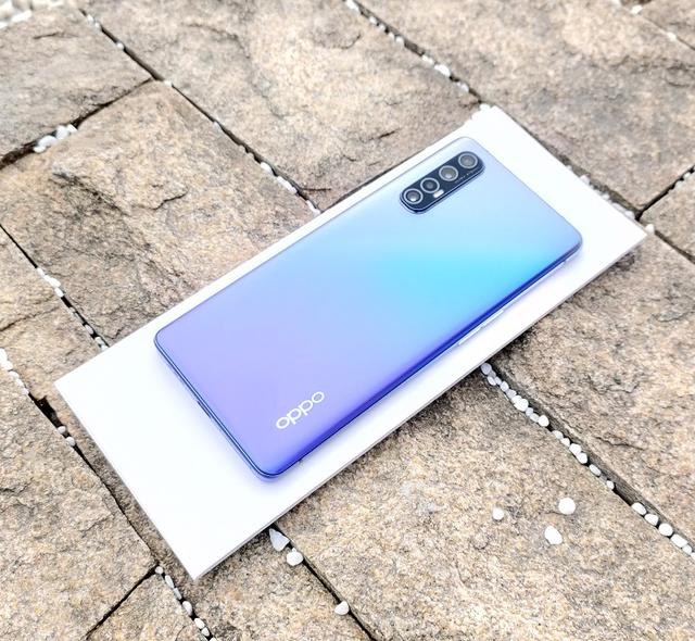 轻薄体验:蓝色星夜版oppo reno3 pro 5g开箱__财经头条