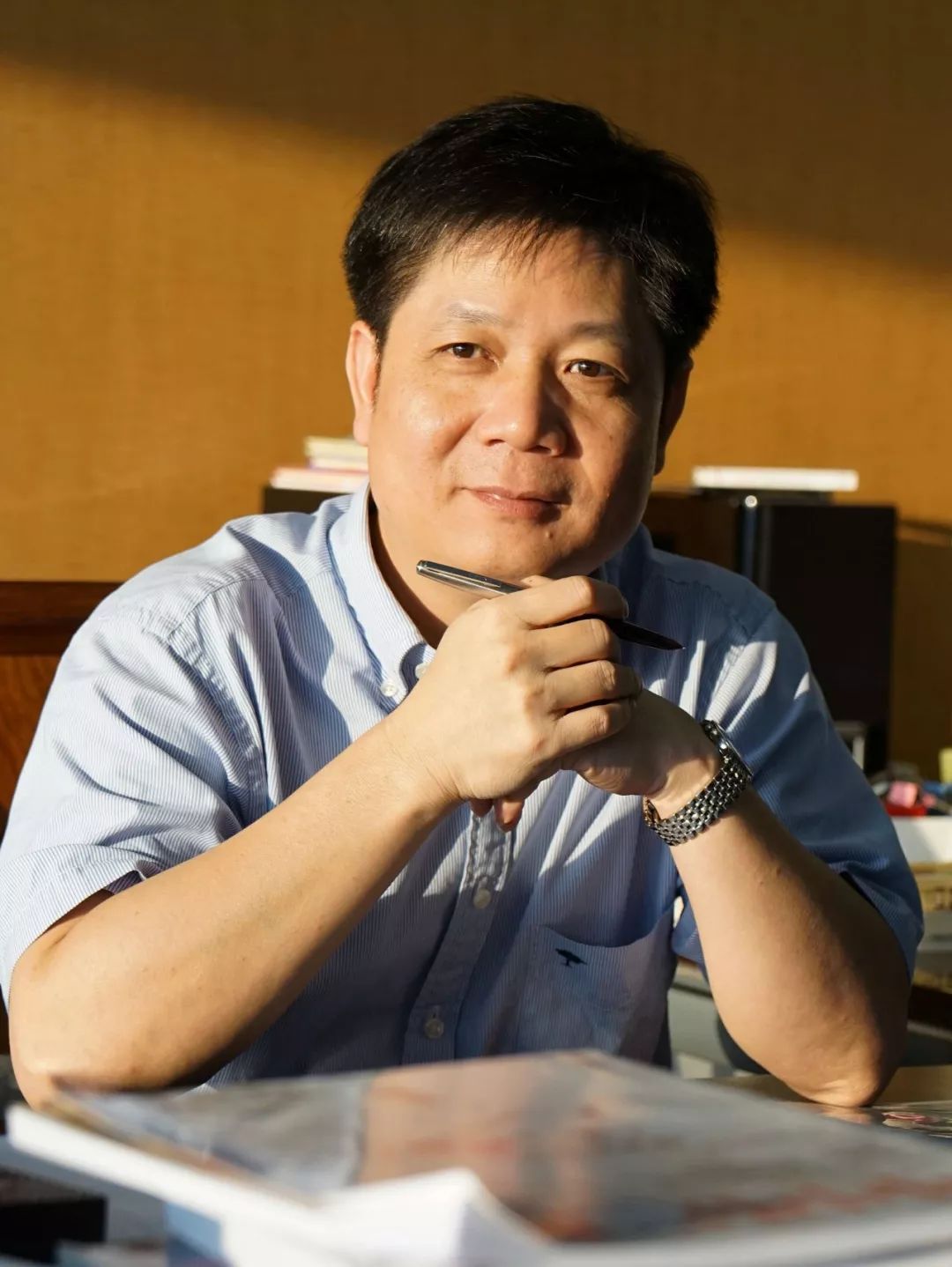 广东广播电视台副台长,广东卫视总监曾少华