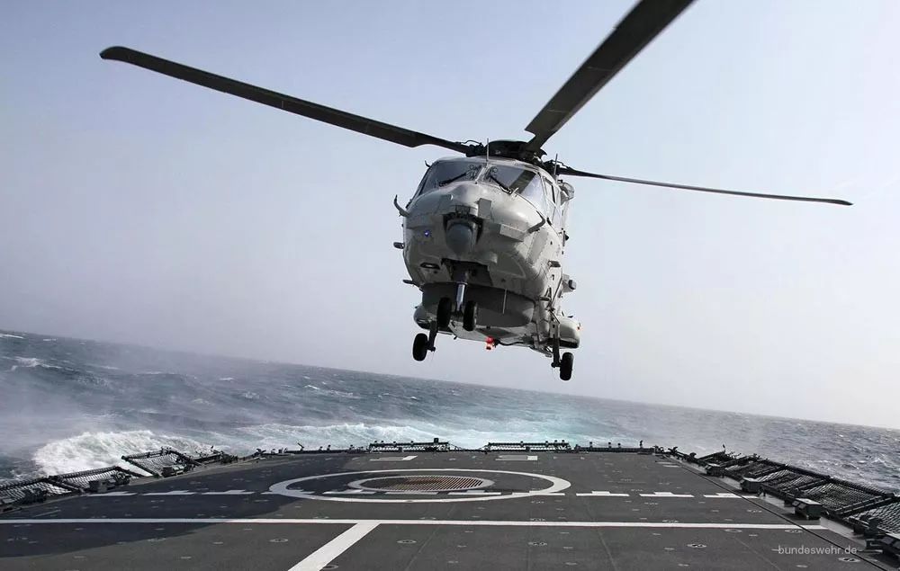 nh90主要制造两种型号,一种是用于陆军航空兵的战术运输直升机(tth)