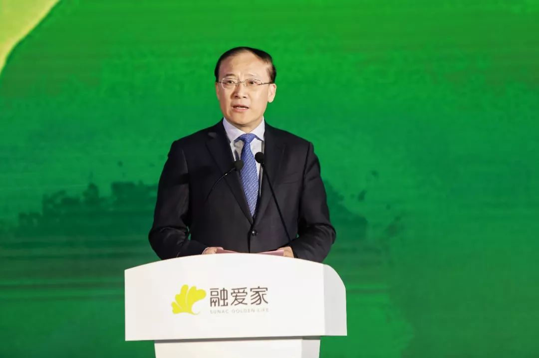 对此,青岛西海岸新区管委主任,区长周安表示:"融创中国隆重发布 融爱