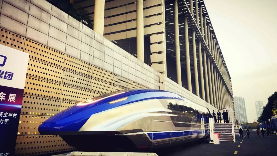 惊艳实车时速600磁浮下一代地铁单轨未来列车四兄弟聚首亮相图集