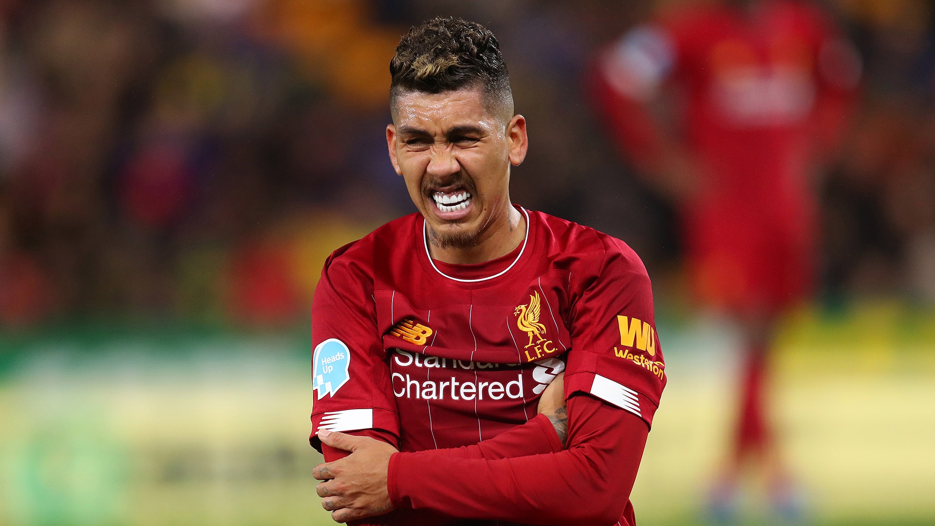 前霍村总监当年菲尔米诺的体侧数据比我奶奶还差