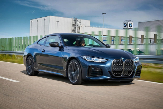 延续最新家族设计 全新宝马4系四门轿跑车谍照曝光