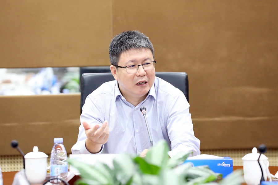 周松调研招商积余