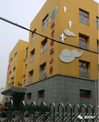 郭先生孩子就读的体育馆路小学 图片来源：百度地图