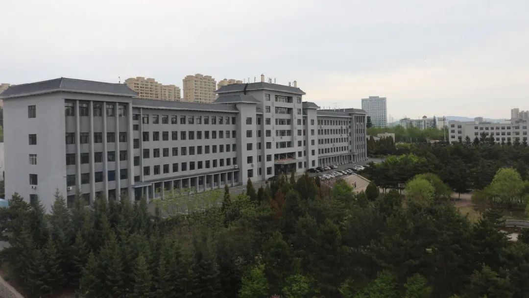 延边大学致2020级新生家长让我们一起云游延大