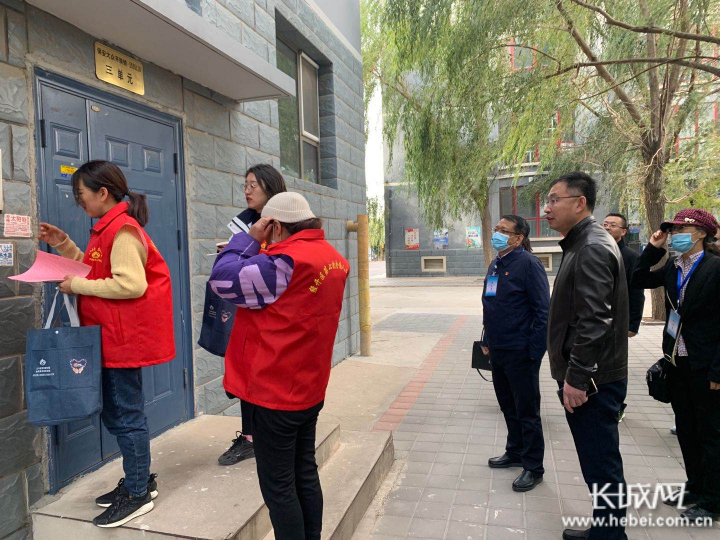 人口普查入户摸底河北_逐门入户!河北定州已经开始了!