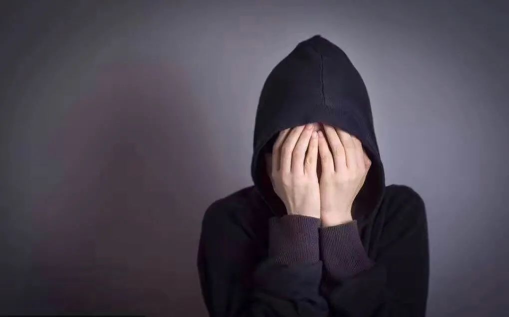 学生体检筛查抑郁症切莫忽视身边的心灵感冒丨睡前聊一会儿