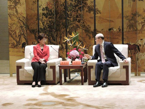 中共中央台办、国务院台办主任刘结一会见洪秀柱，图自你好台湾网