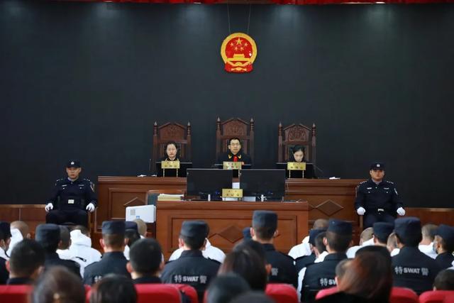 乌兰察布市中考排名_乌兰察布市人民zf网站-zf信息公开-人社局-部门信息(2)