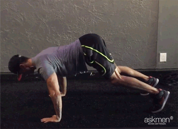 侧重：胸上部，肩部，三角肌，核心肌