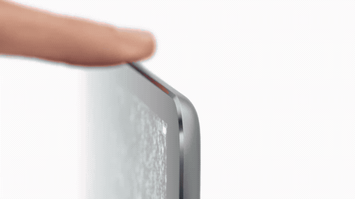 ▲最早换用扁平边框的苹果设备，不是 iPhone 12，而是 2018 年的 iPad Pro