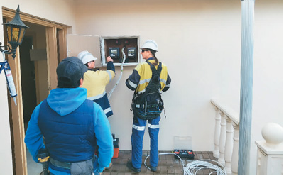 人民日报海外版：海外华商迎难而上拓新路