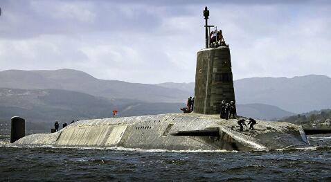 环球网|英国核潜艇停靠美国后，35名水兵新冠检测阳性