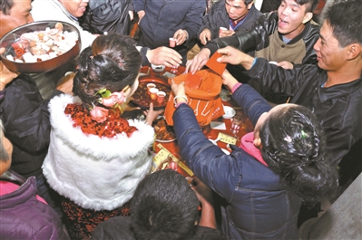 顺德人摆喜酒重情不重金
