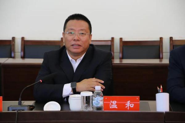 讷河市委书记温和 ,市委副书记,市长李传柱,副市长姜明朗,龙建狗葺