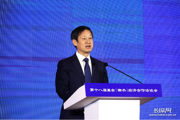 衡水市人民政府市长吴晓华出席开幕式并致辞.长城网记者 卢婉凤 摄