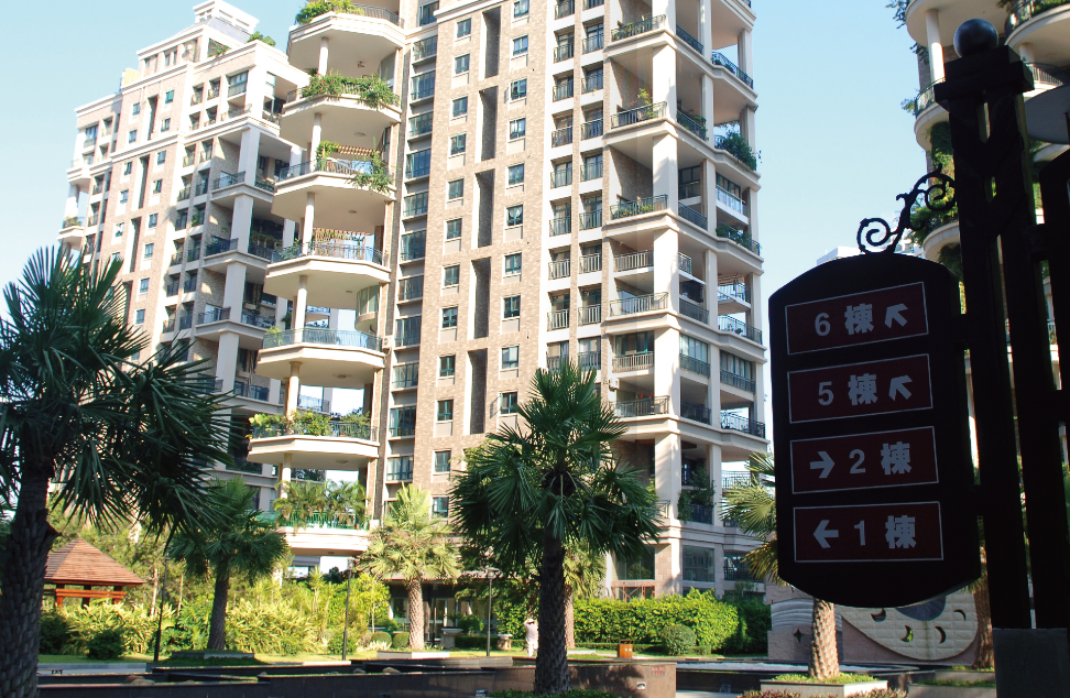 百川集团董事长_...百川入海,行者无疆——记兰江地产集团公司董事长刘海洋校友