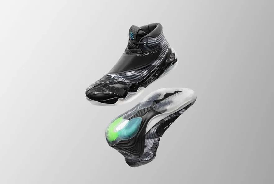 安踏不甘心只做性价比 要靠“国旗款”提升价值？