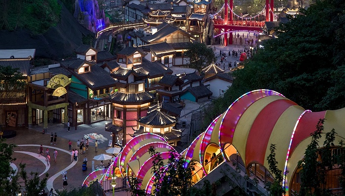 继续扩张文旅版图 复星系近20亿收购融创旗下项目