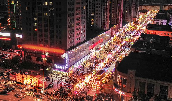 包括沈阳新天地,舟山滨海hi夜市等,到现在已经先后落地,赶上了国庆的