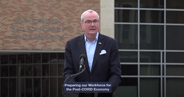 曾与新冠患者近距离接触美国新泽西州州长宣布进行自我隔离