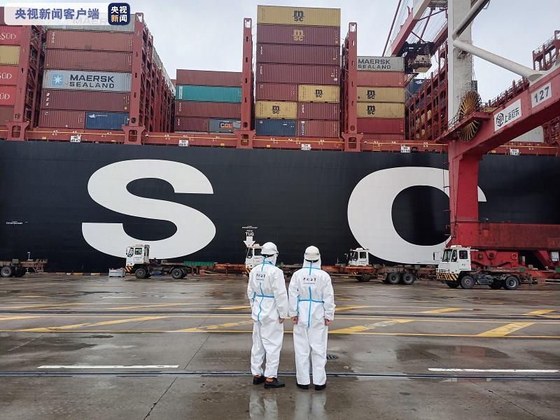 又一批进博会展品远渡重洋抵达国内：机床、厨房用具、奶粉