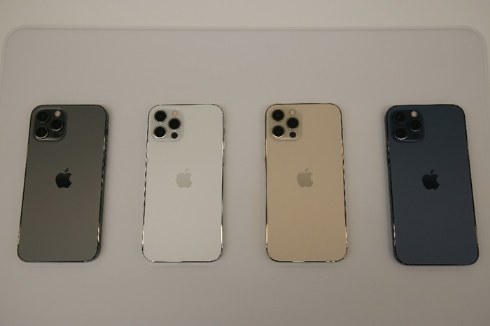 Iphone 12系列挑花了眼 不纠结带你轻松选择 手机新浪网 Iphone 12系列挑花了眼 不纠结带你轻松选择 手机新浪网