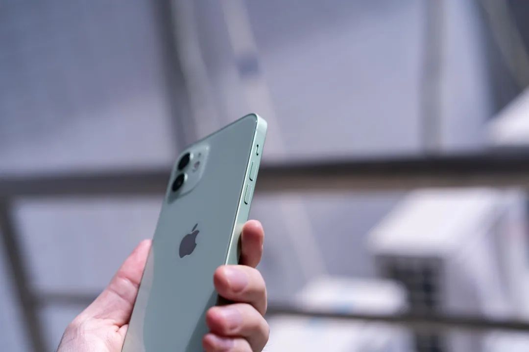 Iphone 12深度评测 果黑可以闭嘴了 创事记 新浪科技 新浪网 Iphone 12深度评测 果黑可以闭嘴了 创事记 新浪科技 新浪网