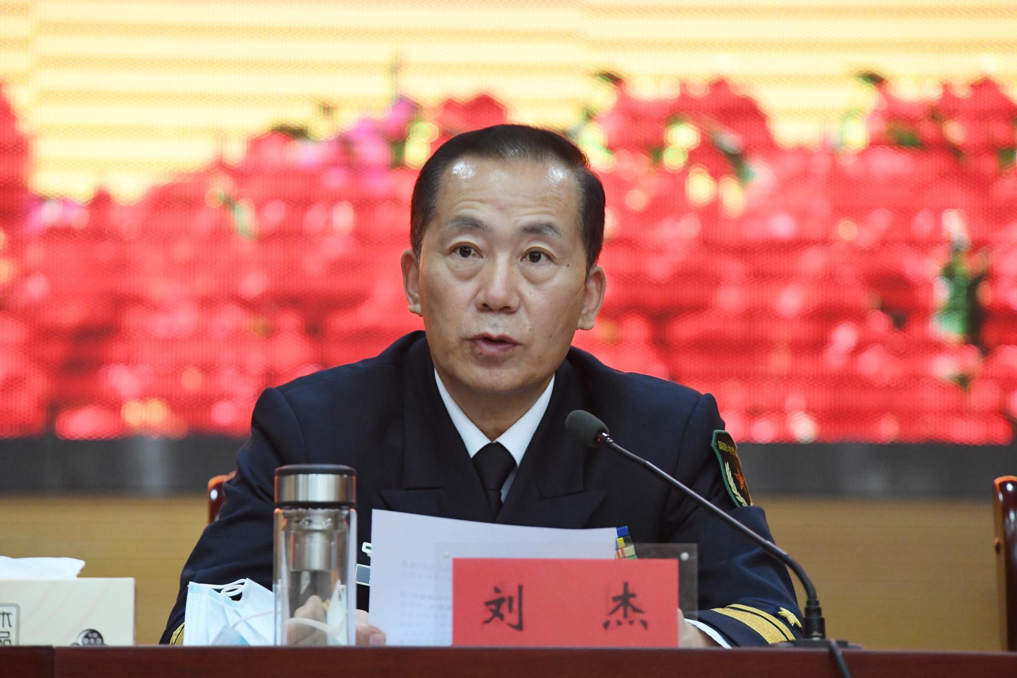 上海地区警备工作联席会议昨天召开新到任的上海警备区司令员刘杰出席